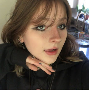 Meet your Posher, Violet